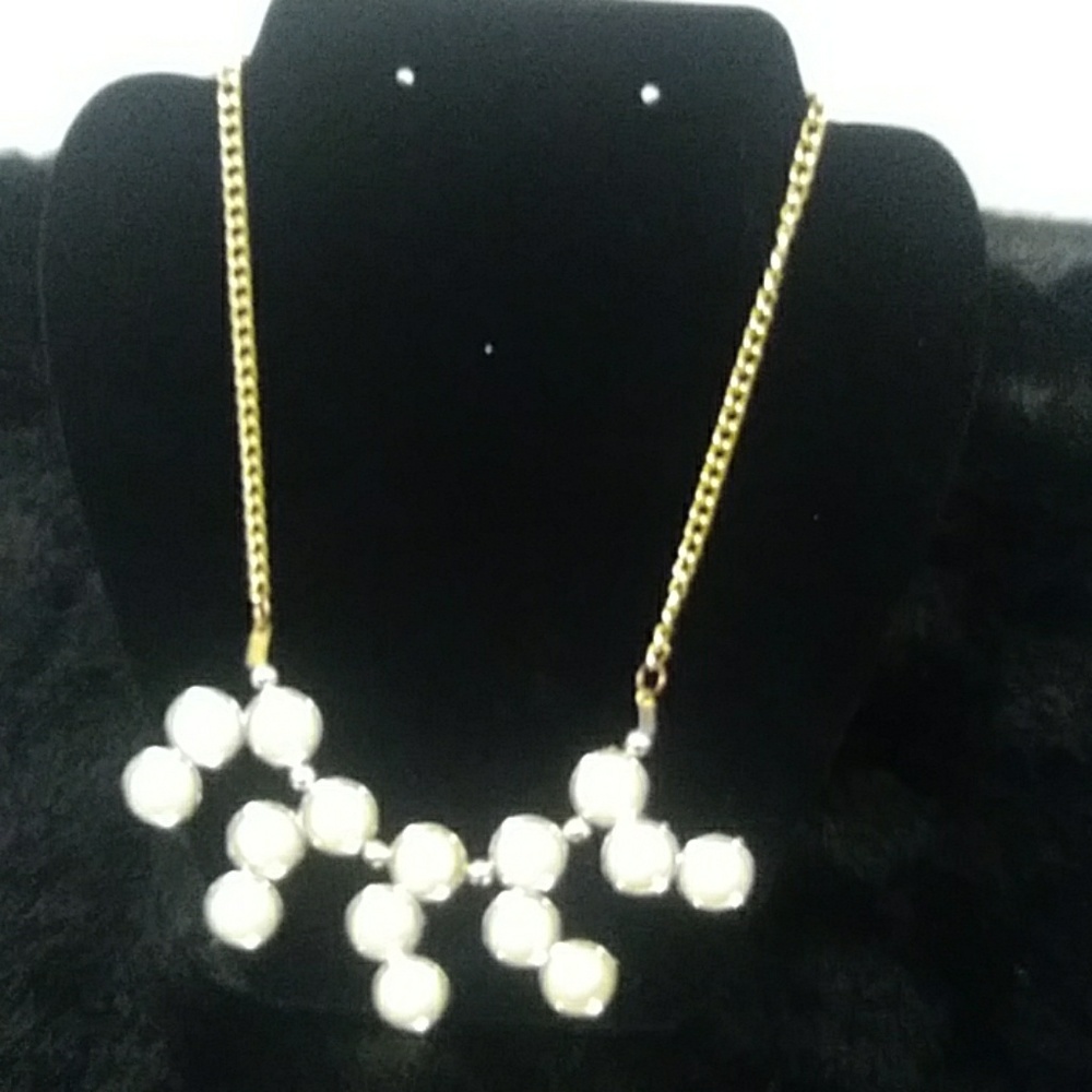 🔥 Sale 🔥Simulated Pearl necklace with a chain